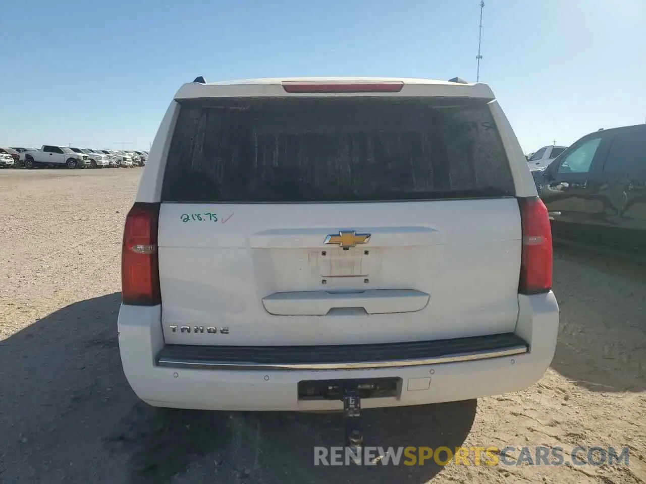 6 fotografías del automóvil dañado 1GNSCCKC8LR213794 CHEVROLET TAHOE 2020