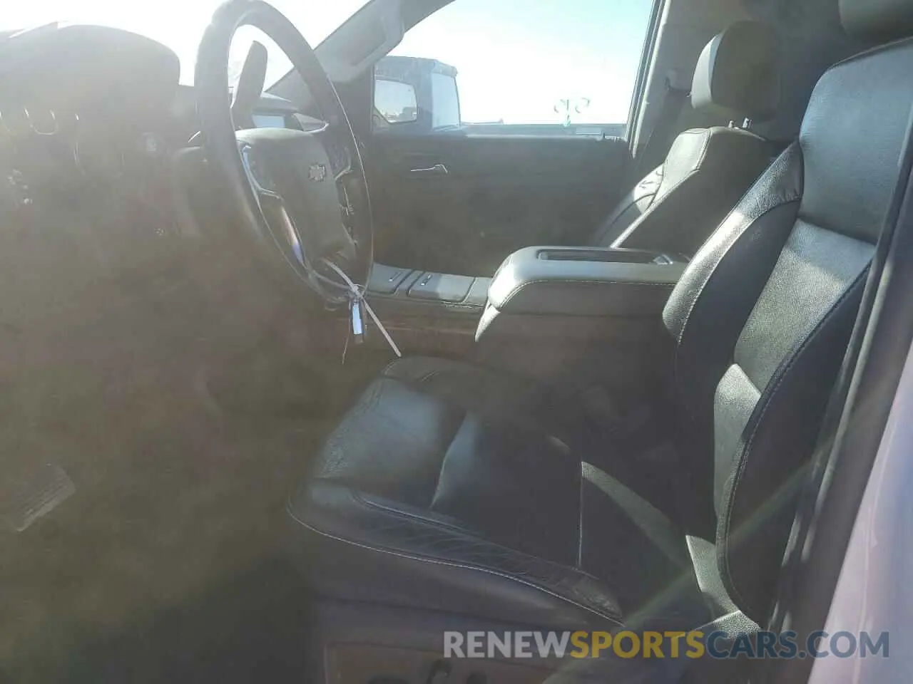 7 fotografías del automóvil dañado 1GNSCCKC8LR213794 CHEVROLET TAHOE 2020