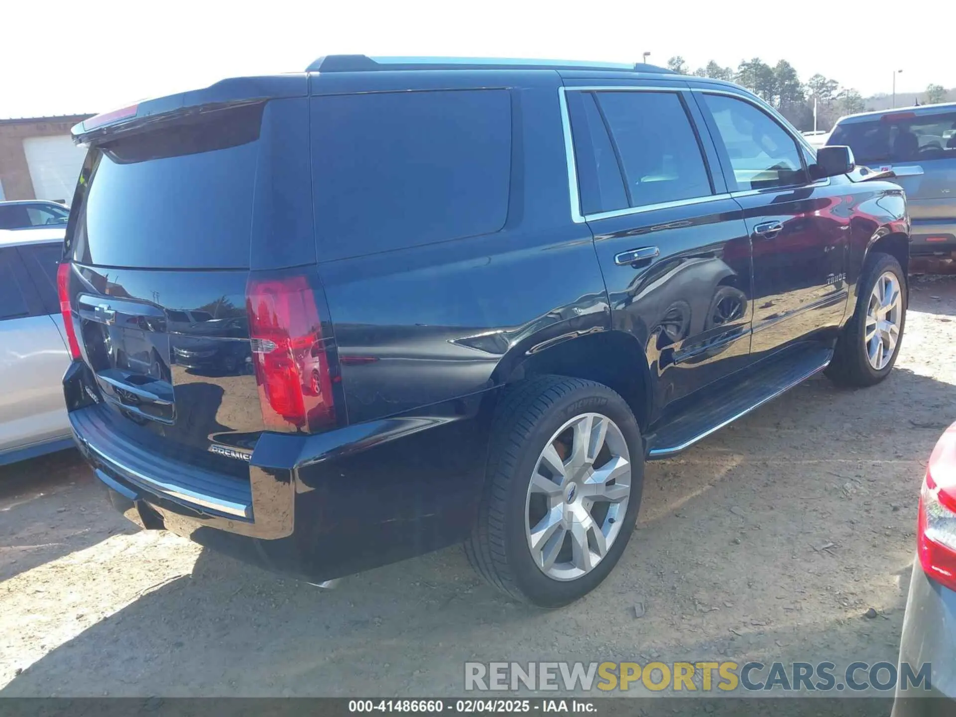4 fotografías del automóvil dañado 1GNSCCKCXLR106732 CHEVROLET TAHOE 2020