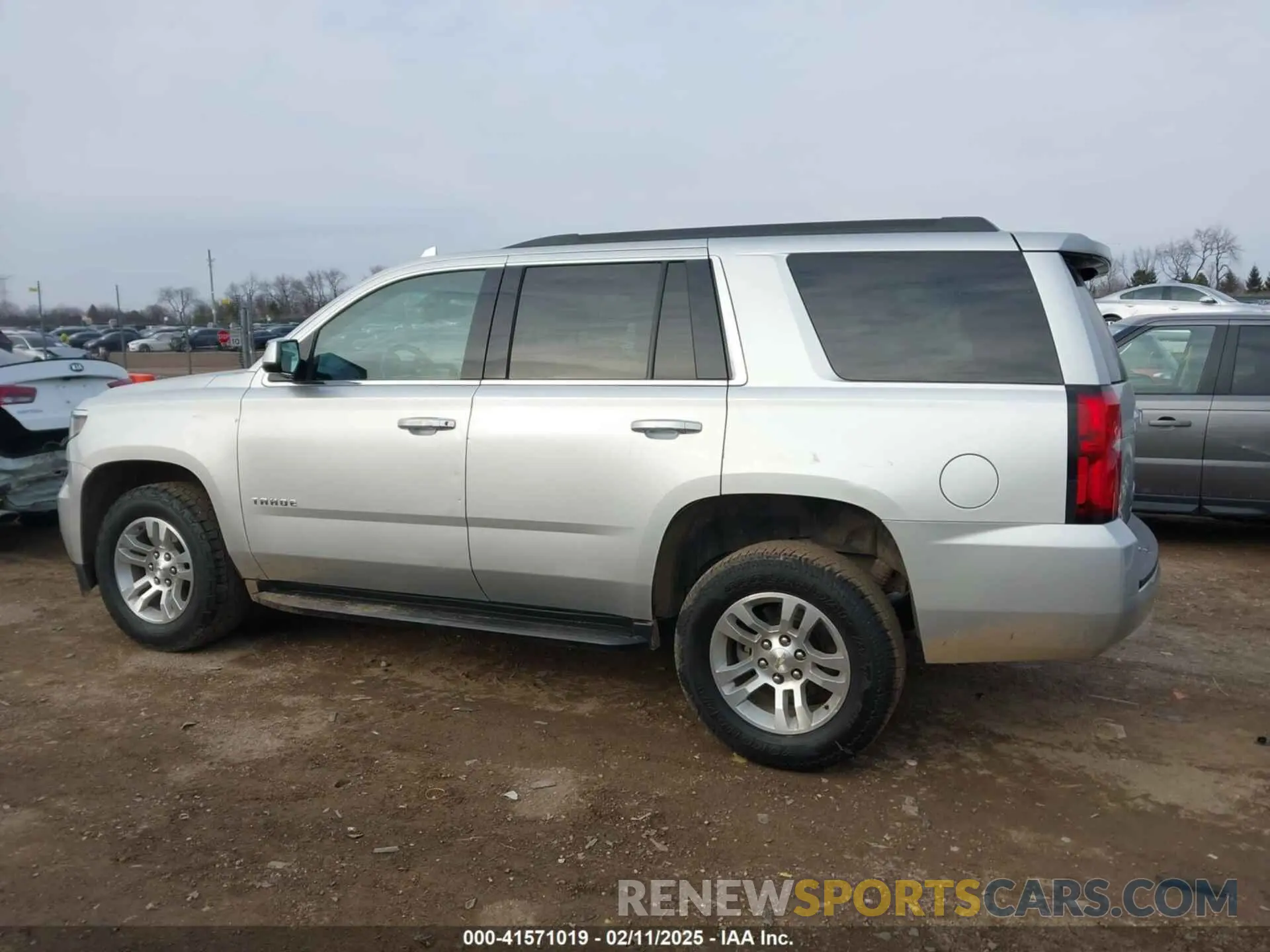 14 fotografías del automóvil dañado 1GNSKAKC4LR154766 CHEVROLET TAHOE 2020