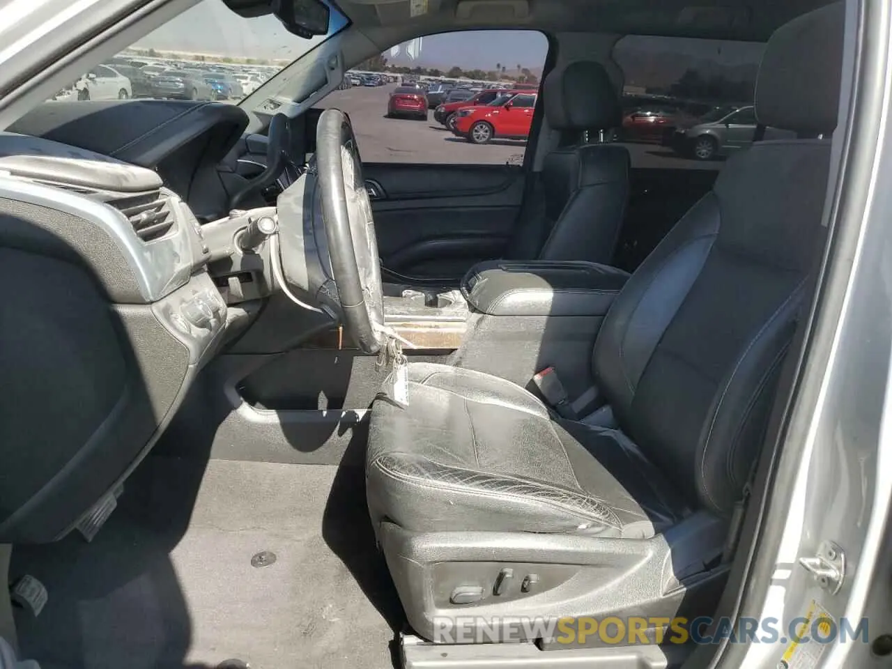 7 fotografías del automóvil dañado 1GNSKBKC2LR161480 CHEVROLET TAHOE 2020