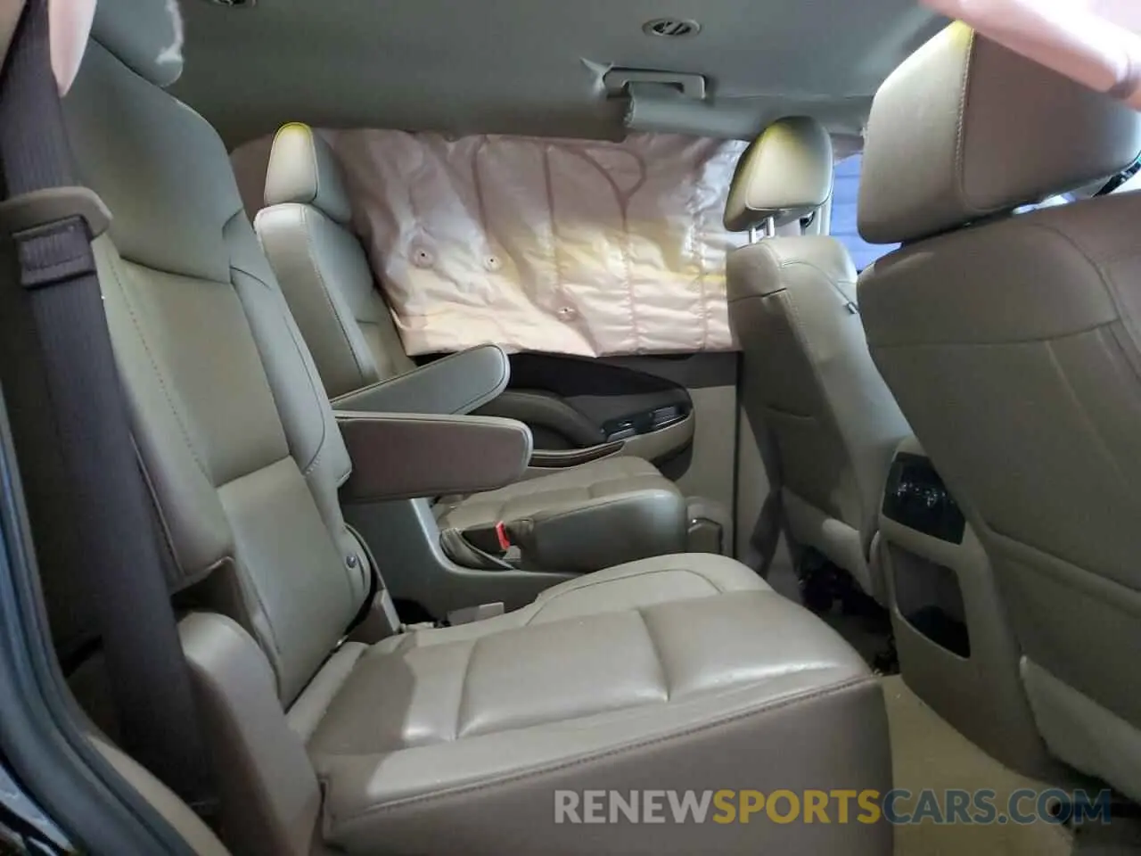 11 fotografías del automóvil dañado 1GNSKBKC3LR112689 CHEVROLET TAHOE 2020