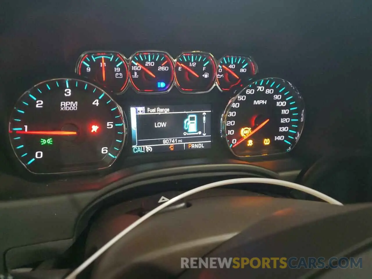 9 fotografías del automóvil dañado 1GNSKBKC3LR112689 CHEVROLET TAHOE 2020