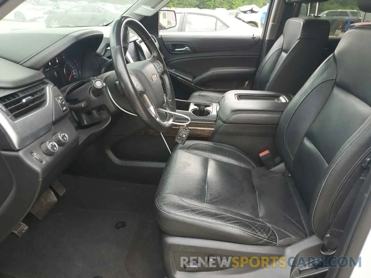 7 fotografías del automóvil dañado 1GNSKBKC3LR150178 CHEVROLET TAHOE 2020