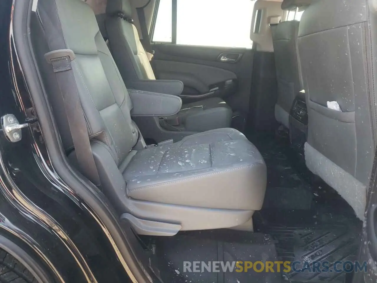 11 fotografías del automóvil dañado 1GNSKBKC4LR236938 CHEVROLET TAHOE 2020