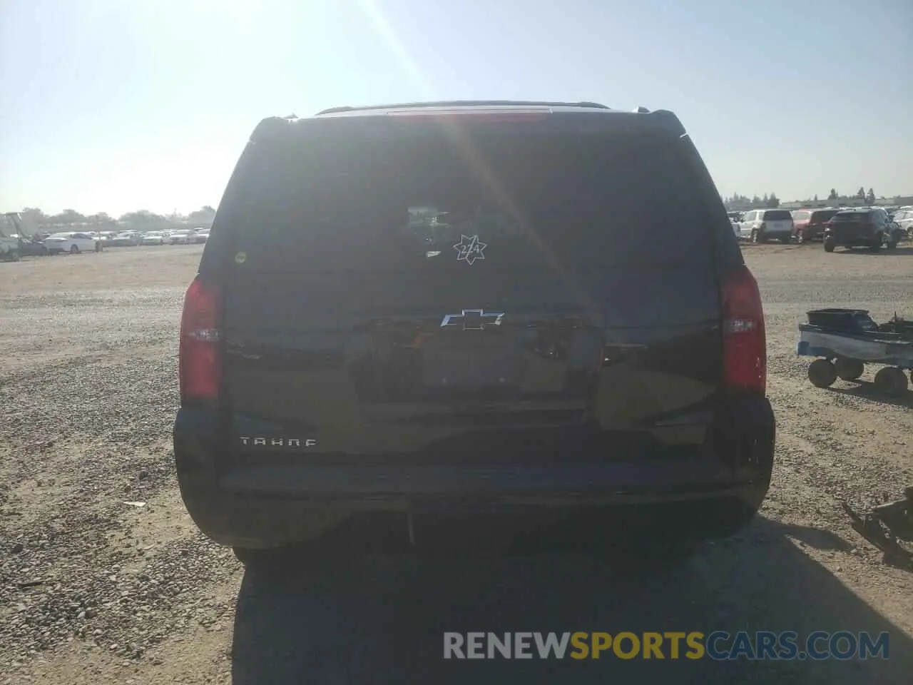 6 fotografías del automóvil dañado 1GNSKBKC4LR236938 CHEVROLET TAHOE 2020