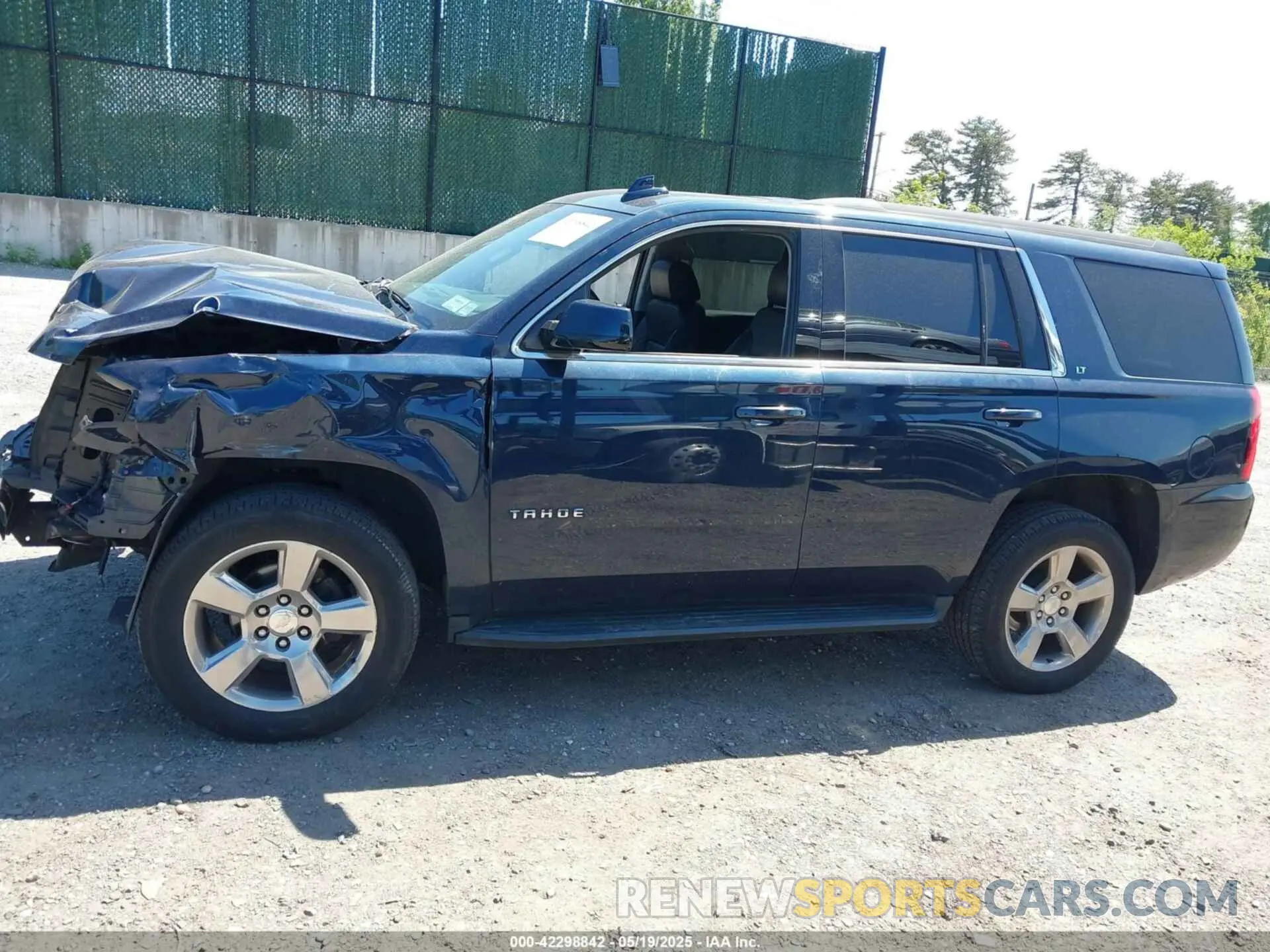 14 fotografías del automóvil dañado 1GNSKBKC6LR239081 CHEVROLET TAHOE 2020