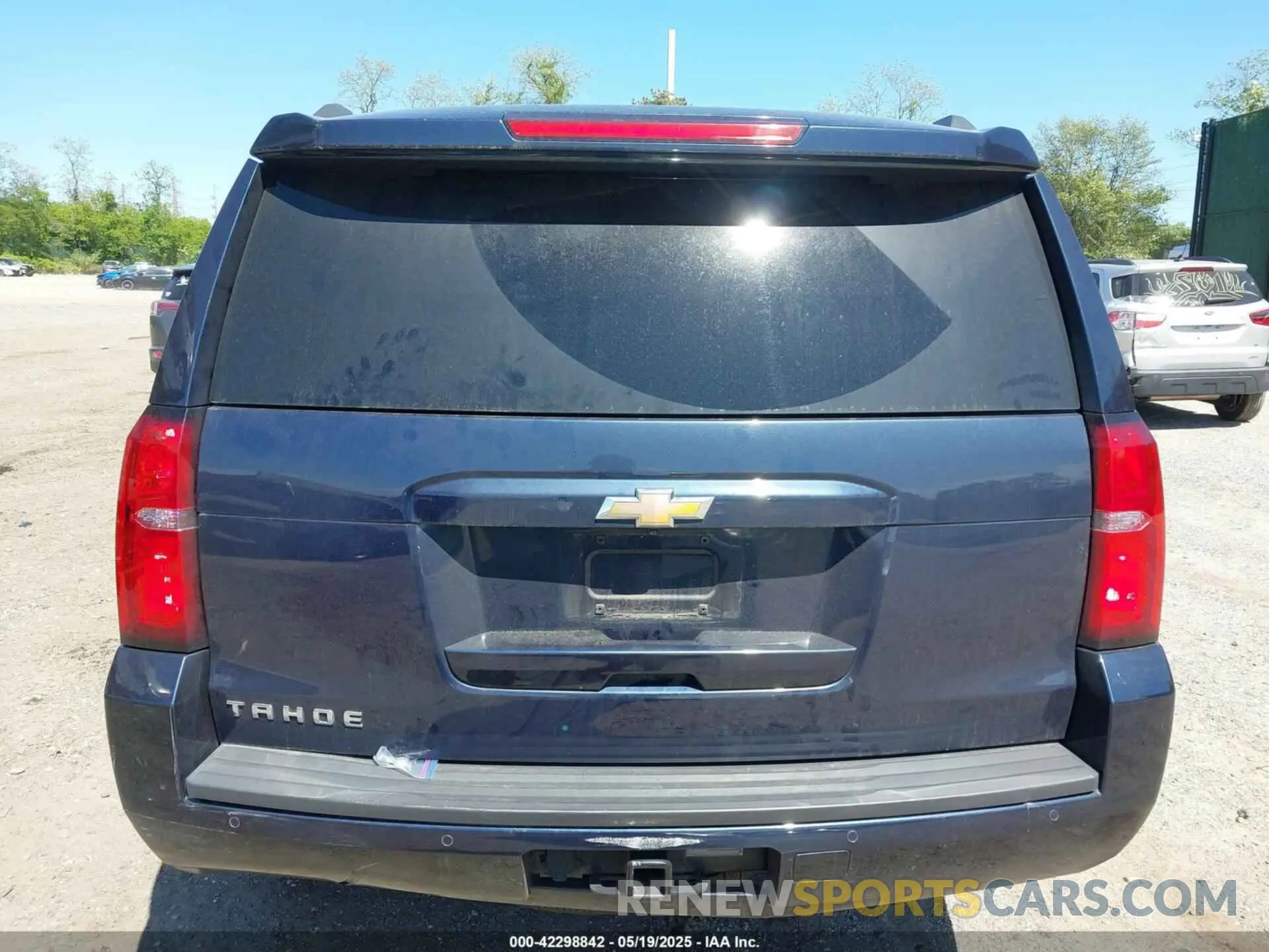 16 fotografías del automóvil dañado 1GNSKBKC6LR239081 CHEVROLET TAHOE 2020