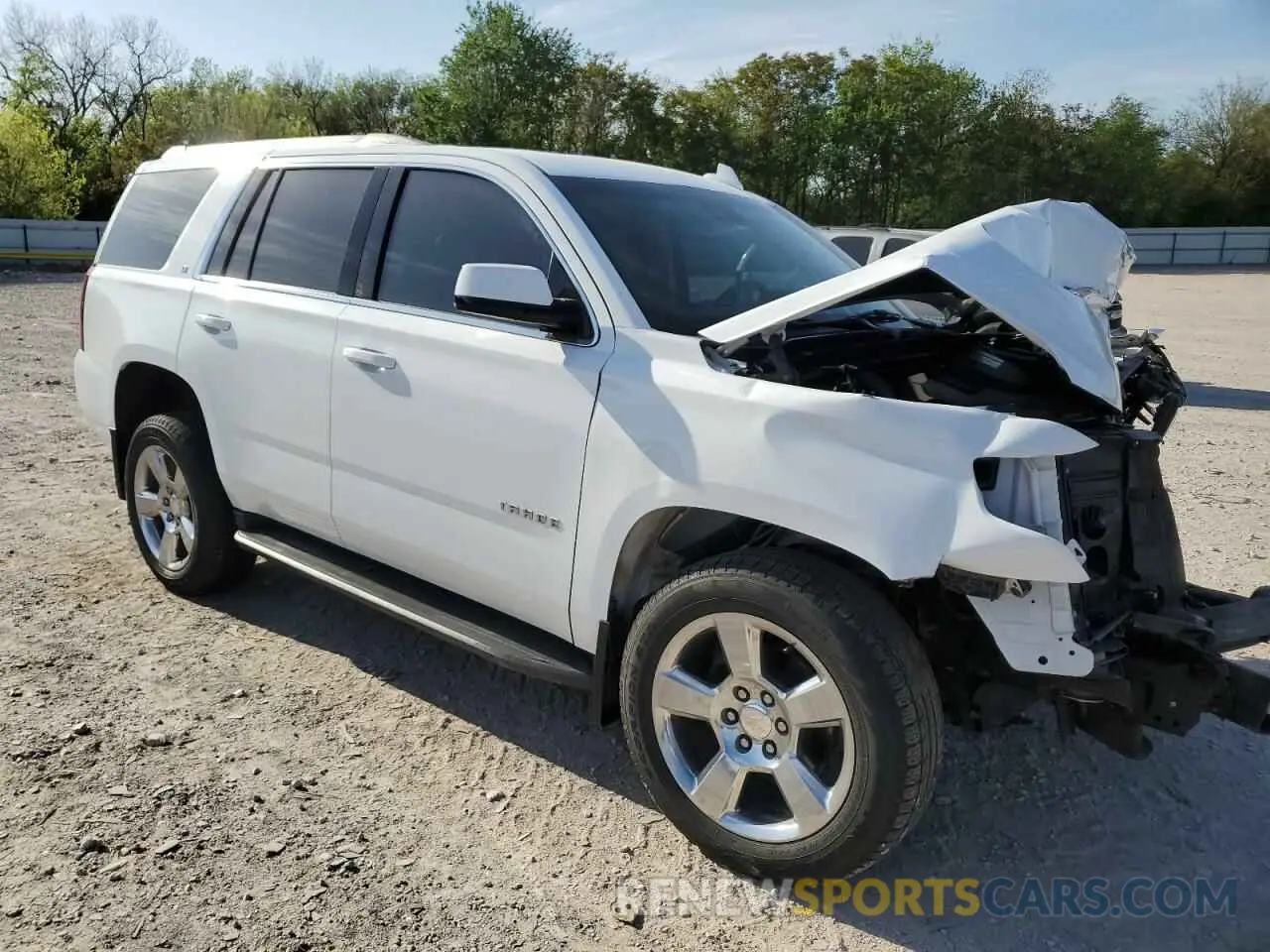 4 fotografías del automóvil dañado 1GNSKBKC7LR124845 CHEVROLET TAHOE 2020