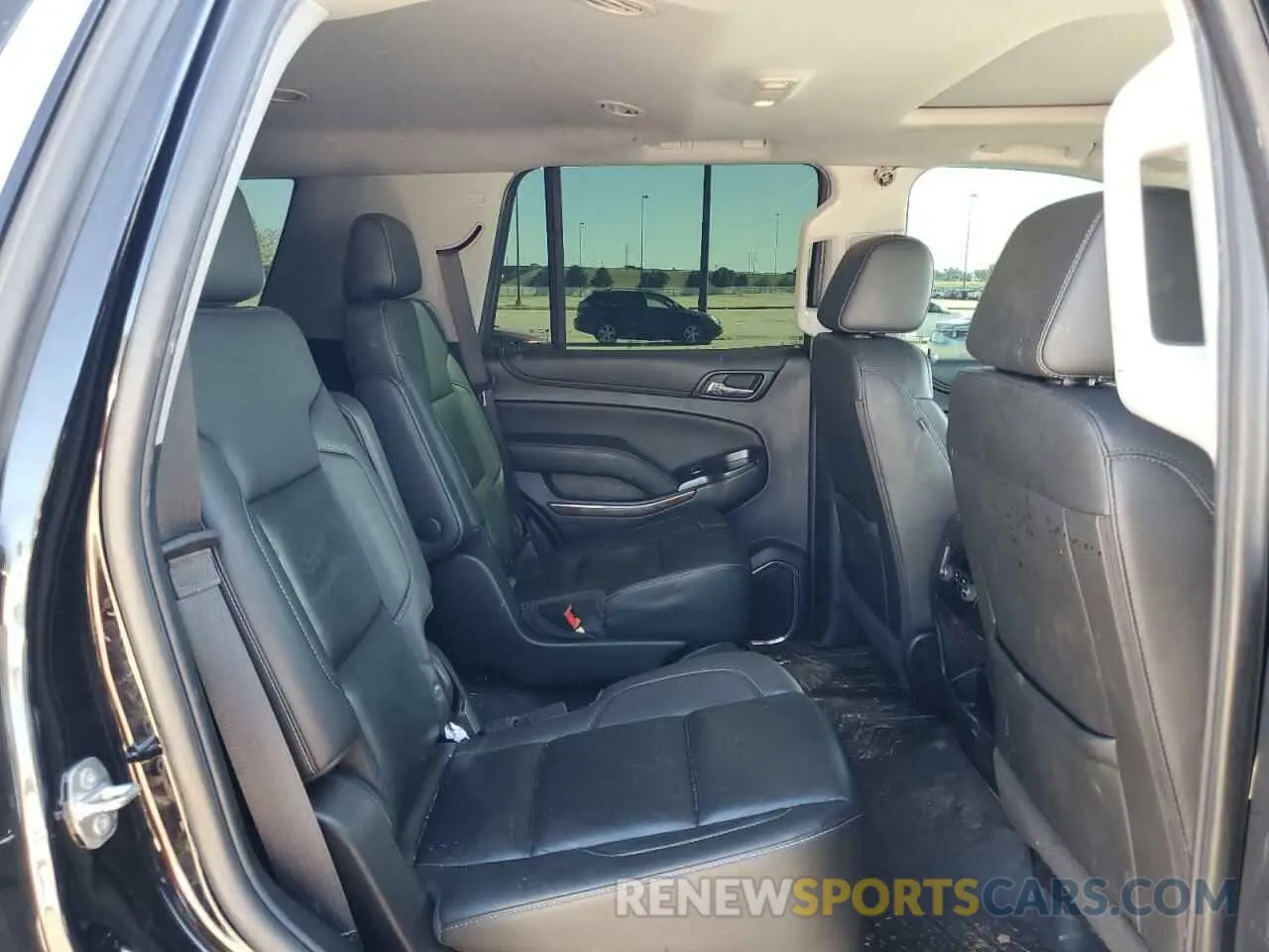 11 fotografías del automóvil dañado 1GNSKBKC8LR145977 CHEVROLET TAHOE 2020