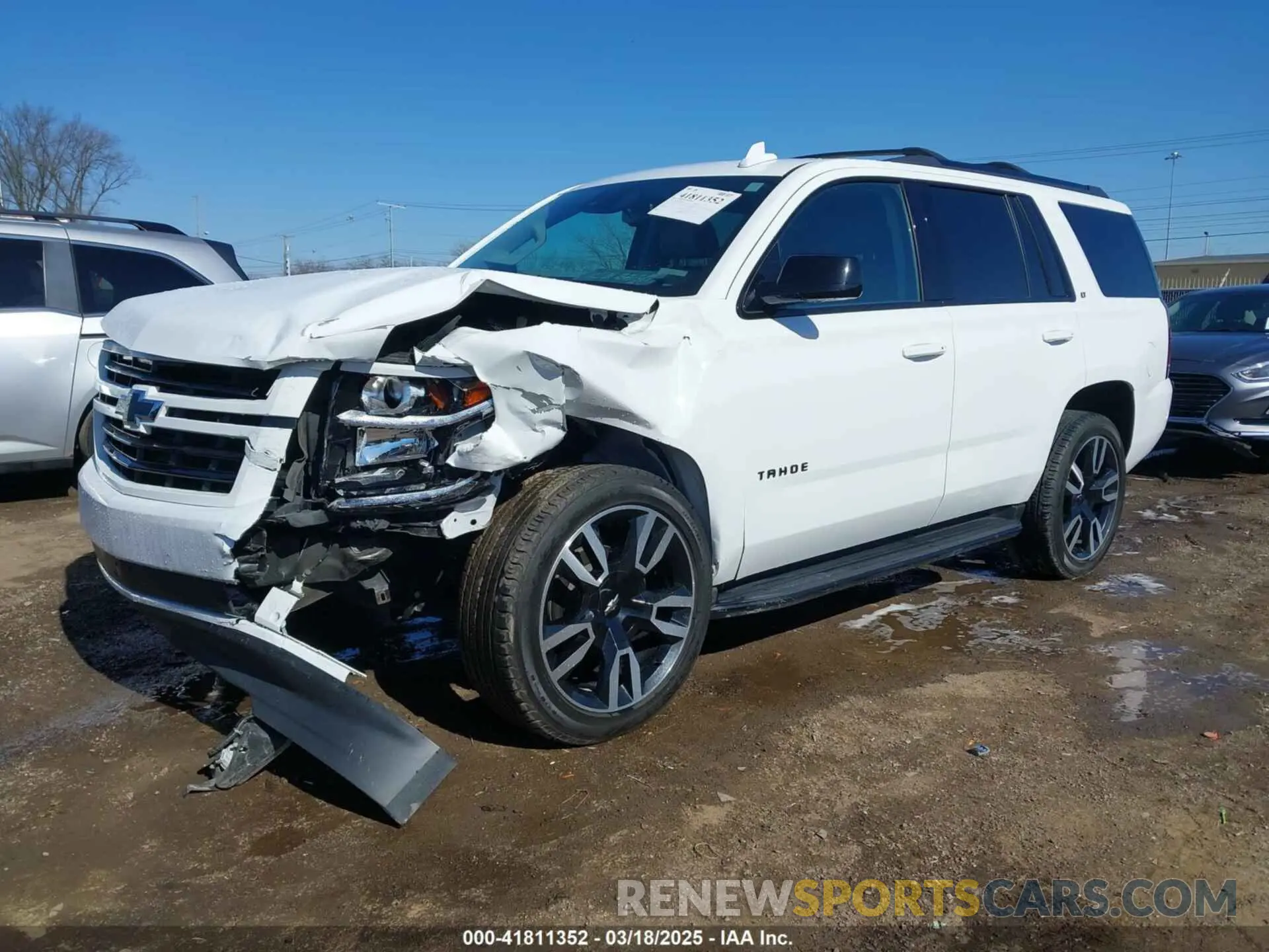 2 fotografías del automóvil dañado 1GNSKBKC8LR169132 CHEVROLET TAHOE 2020