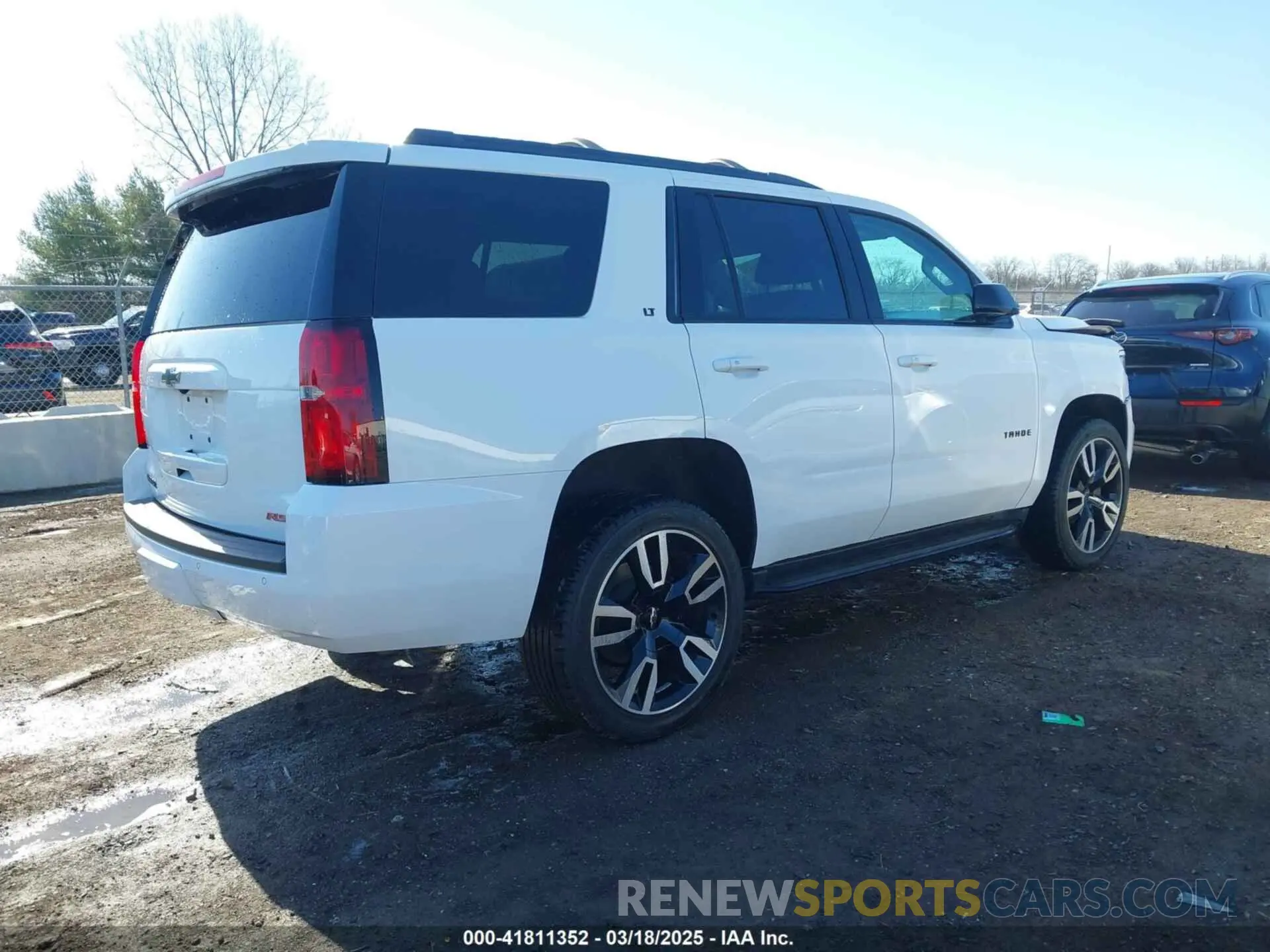 4 fotografías del automóvil dañado 1GNSKBKC8LR169132 CHEVROLET TAHOE 2020