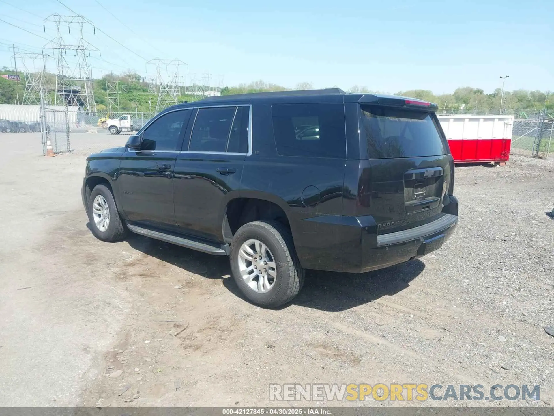 3 fotografías del automóvil dañado 1GNSKBKCXLR255963 CHEVROLET TAHOE 2020