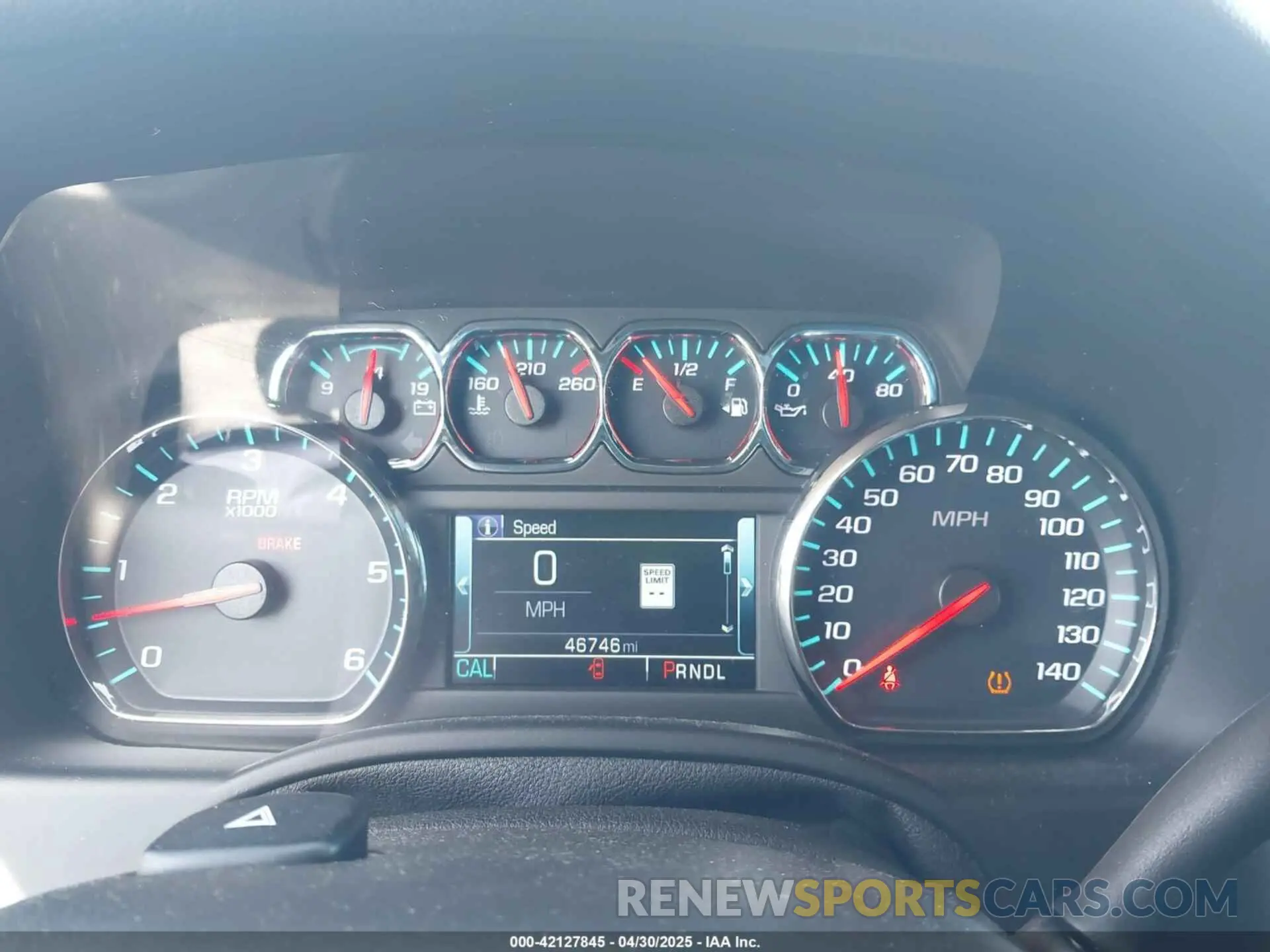 7 fotografías del automóvil dañado 1GNSKBKCXLR255963 CHEVROLET TAHOE 2020