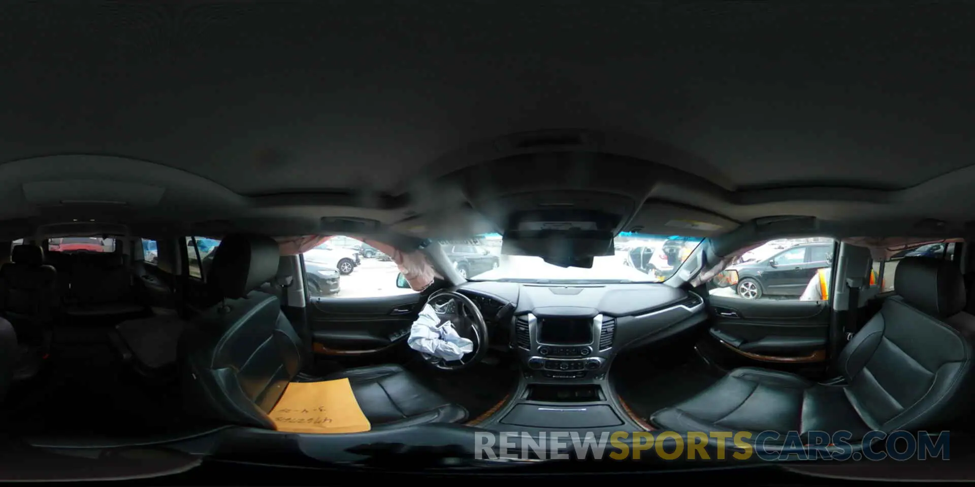 15 fotografías del automóvil dañado 1GNSKCKC4LR106373 CHEVROLET TAHOE 2020