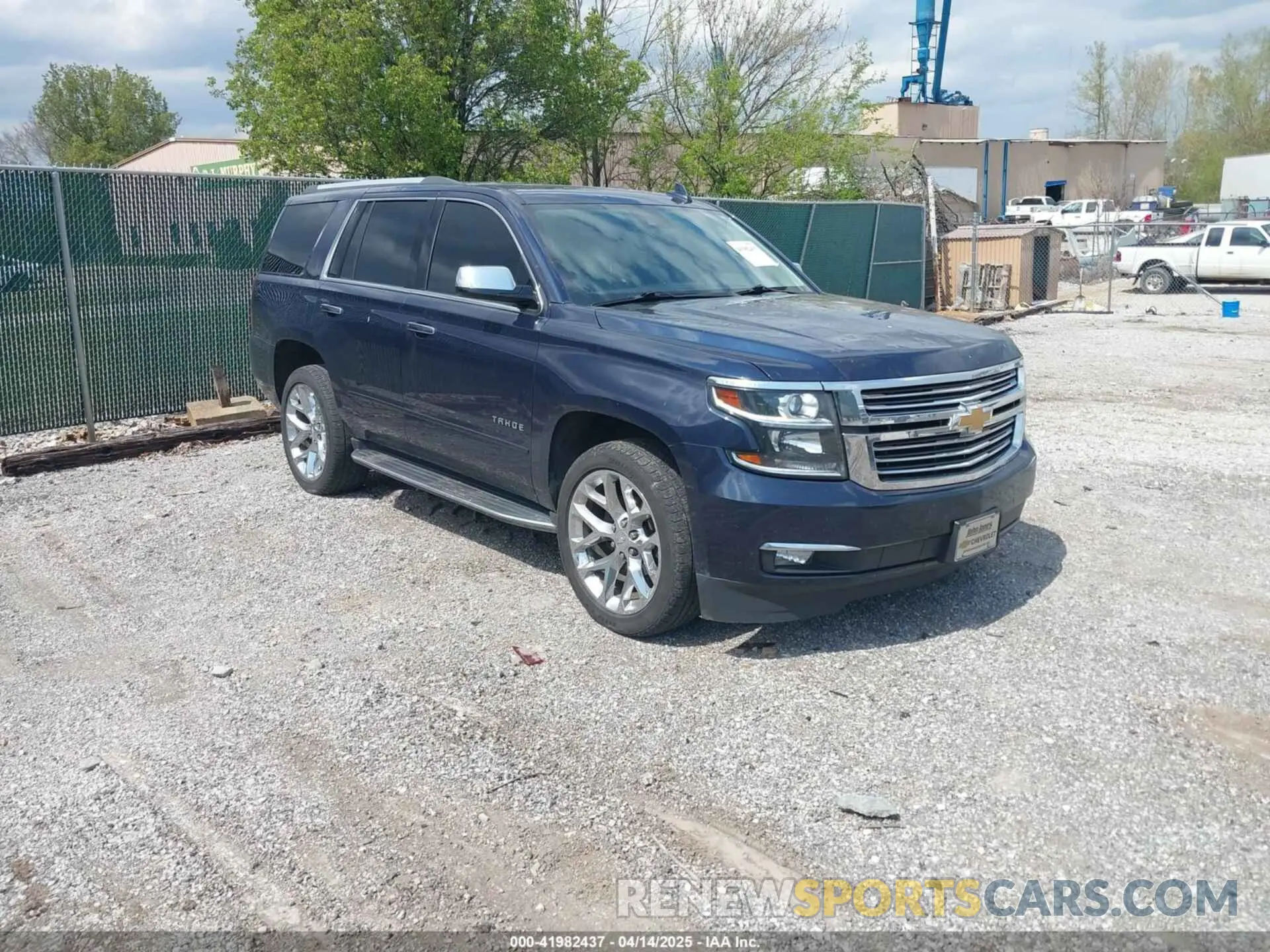 1 fotografías del automóvil dañado 1GNSKCKC8LR136735 CHEVROLET TAHOE 2020