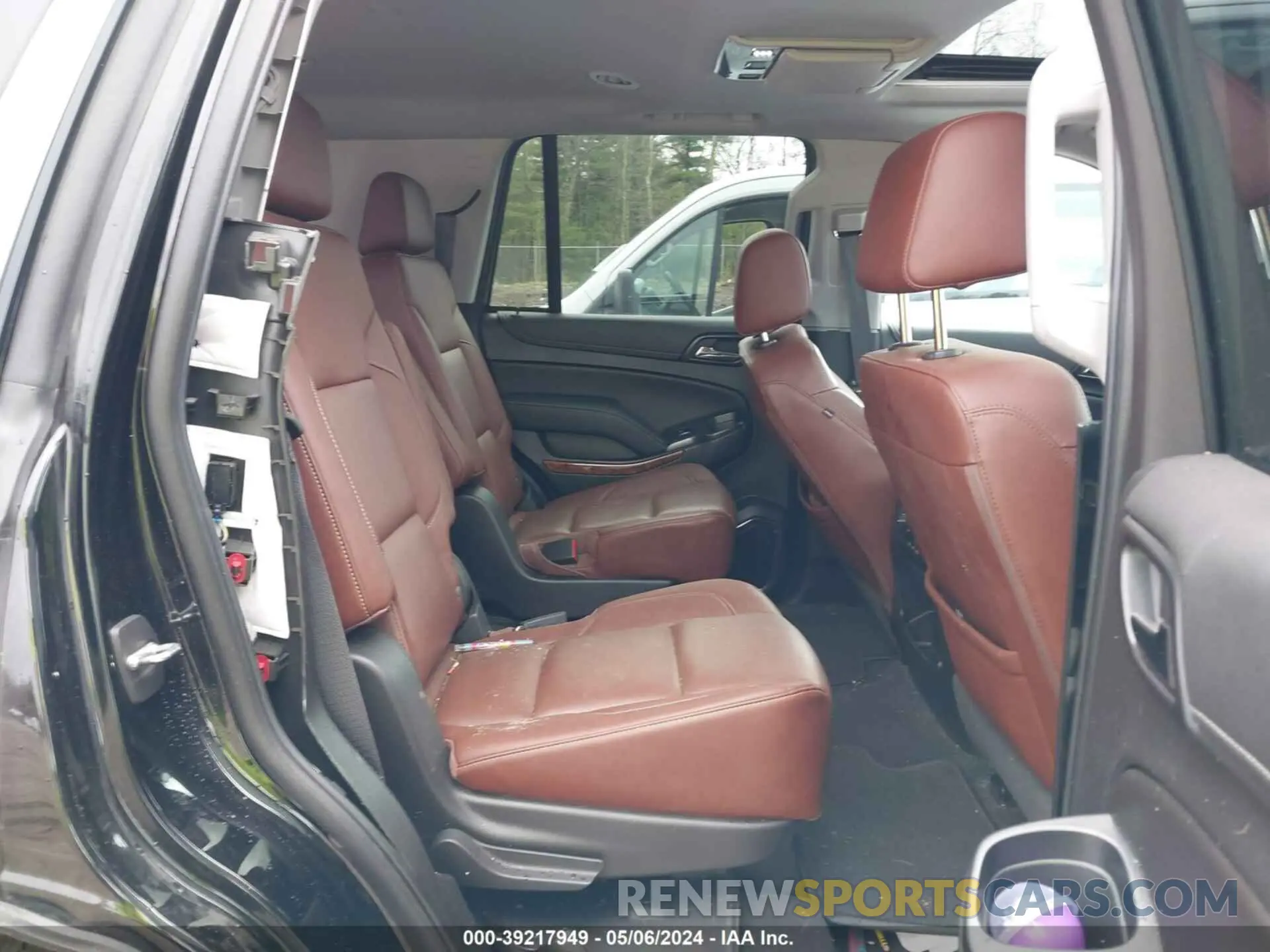8 fotografías del automóvil dañado 1GNSKCKJ4LR126699 CHEVROLET TAHOE 2020