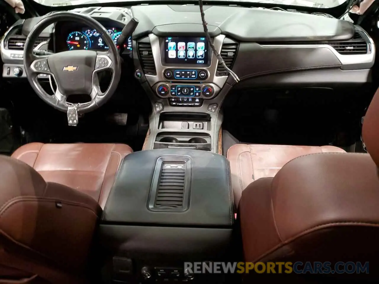 8 fotografías del automóvil dañado 1GNSKCKJ7LR104163 CHEVROLET TAHOE 2020