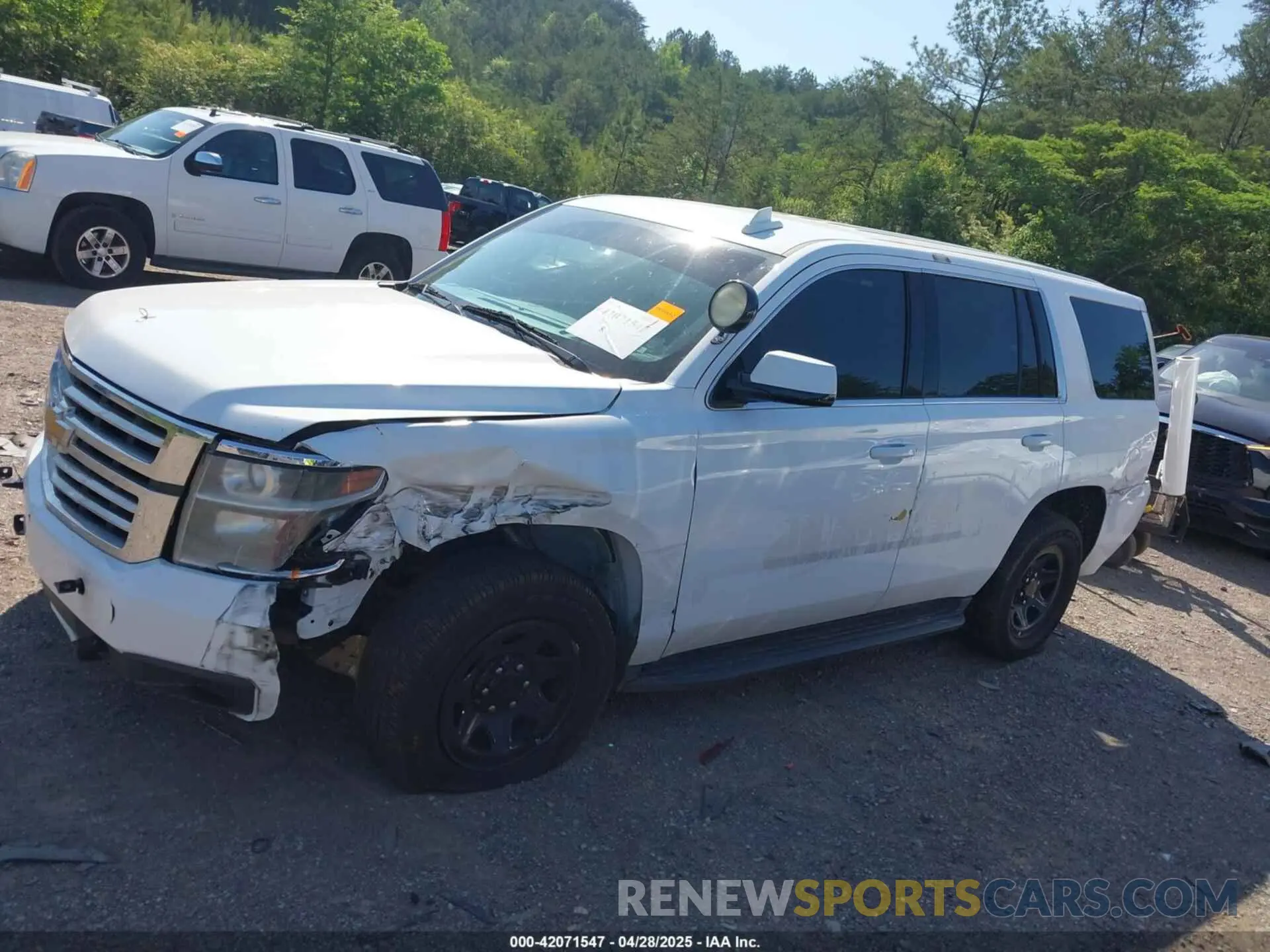 6 fotografías del automóvil dañado 1GNSKDEC7LR124772 CHEVROLET TAHOE 2020
