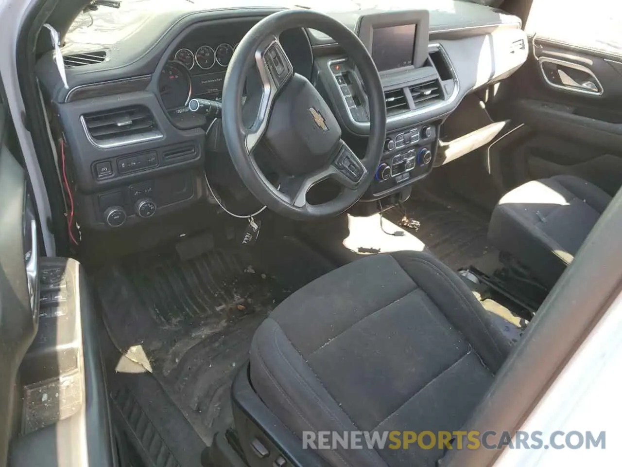 8 fotografías del automóvil dañado 1GBSCLED0MR297435 CHEVROLET TAHOE 2021