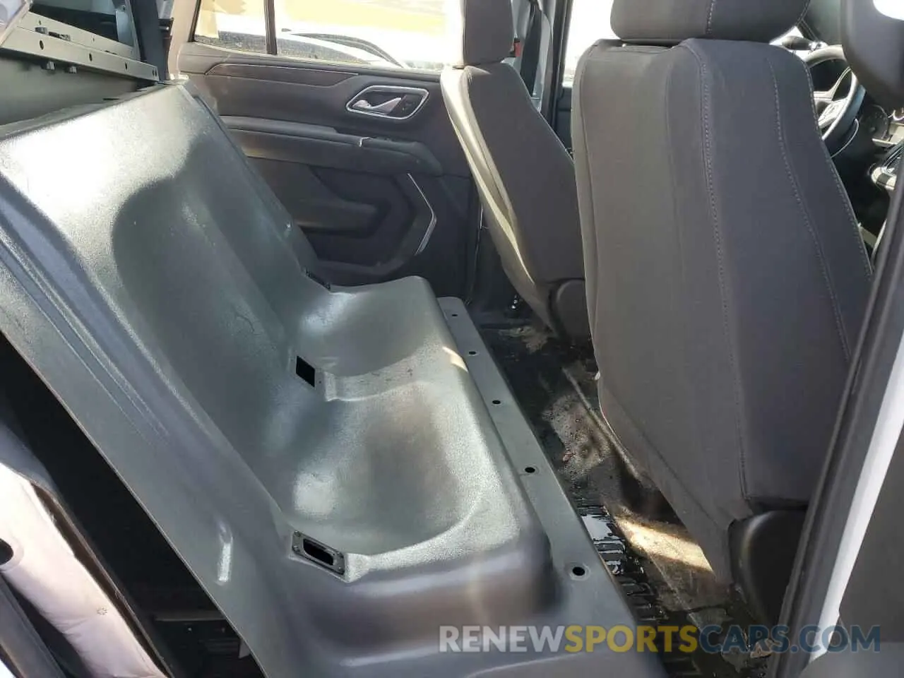 10 fotografías del automóvil dañado 1GNSCLED8MR467155 CHEVROLET TAHOE 2021