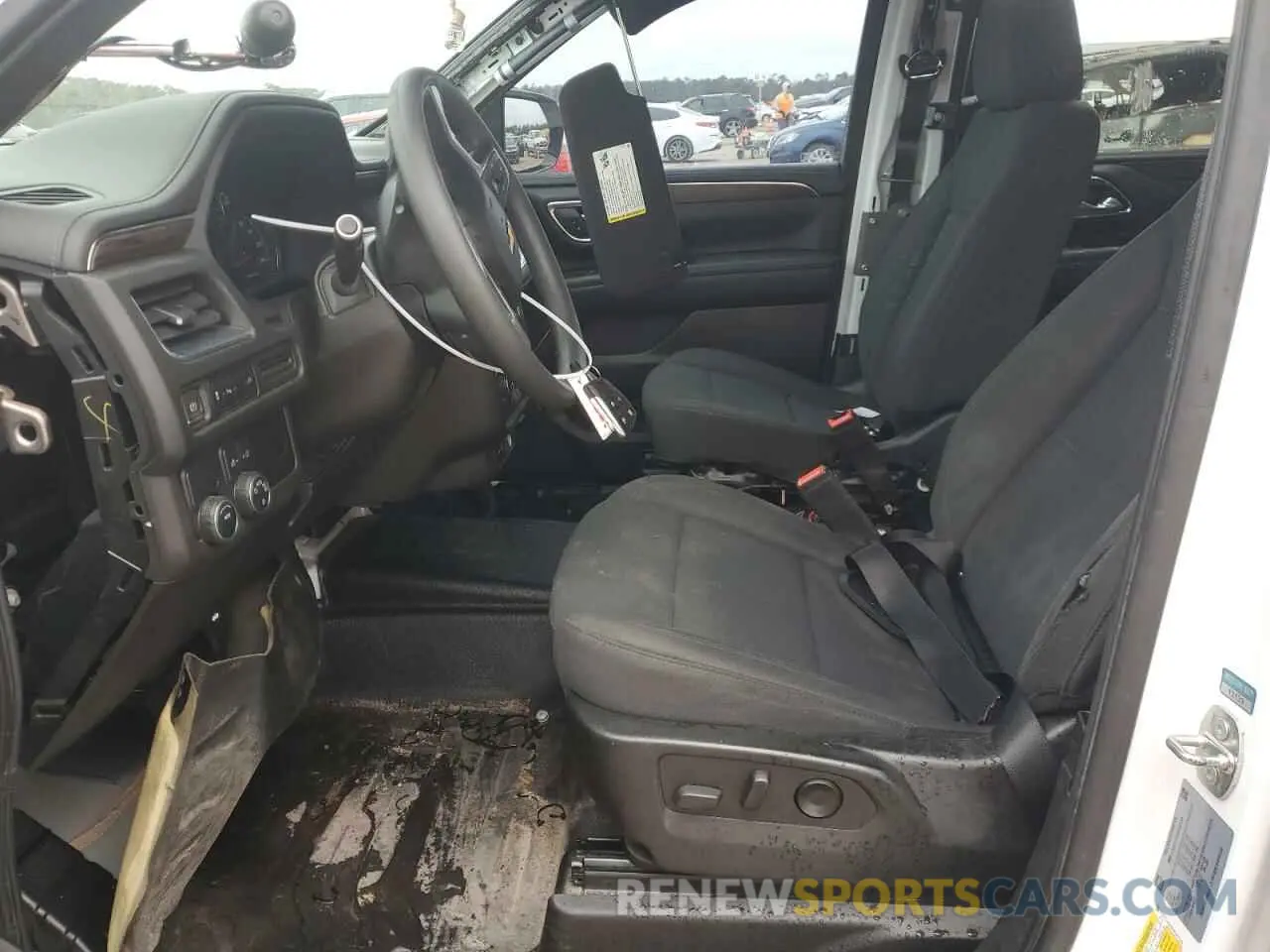 7 fotografías del automóvil dañado 1GNSCLED8MR467155 CHEVROLET TAHOE 2021