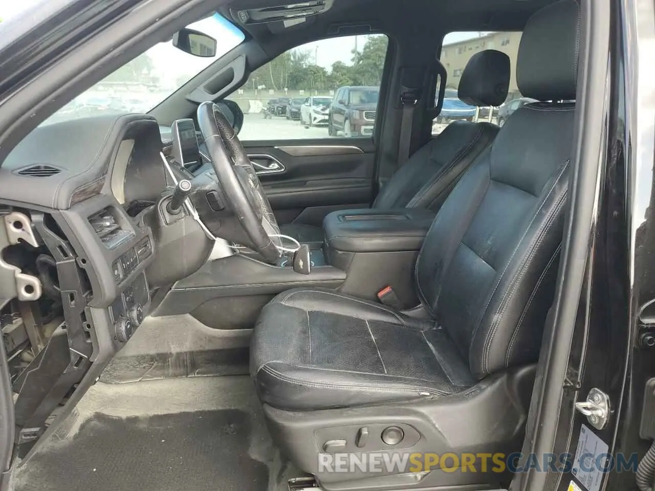 7 fotografías del automóvil dañado 1GNSCMKD4MR299752 CHEVROLET TAHOE 2021