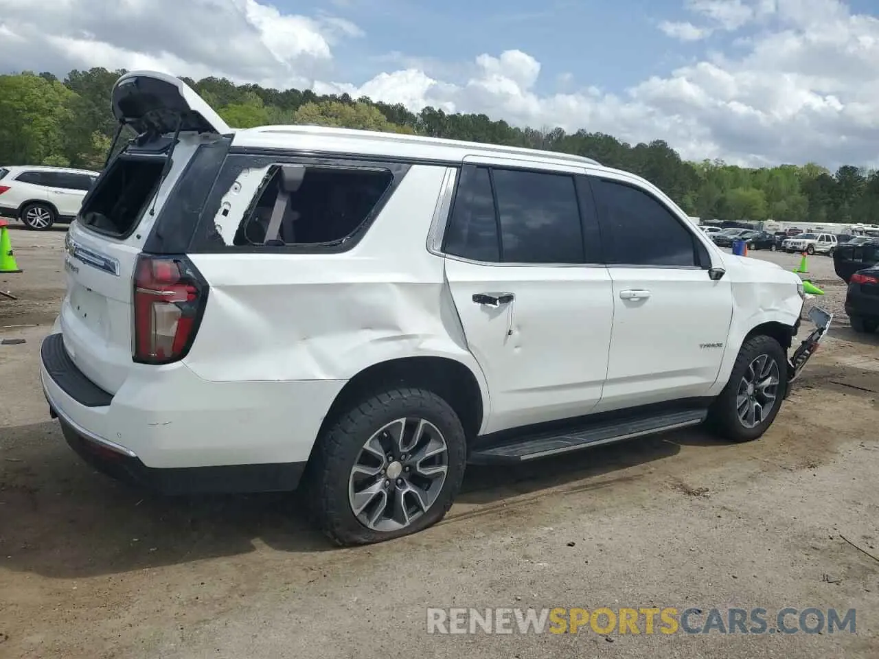 3 fotografías del automóvil dañado 1GNSCMKD5MR381599 CHEVROLET TAHOE 2021