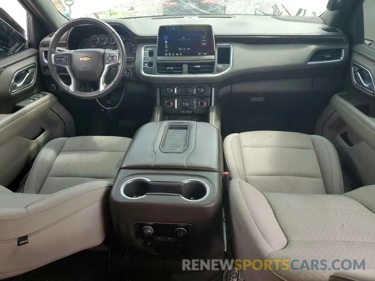 8 fotografías del automóvil dañado 1GNSCMKD5MR381599 CHEVROLET TAHOE 2021