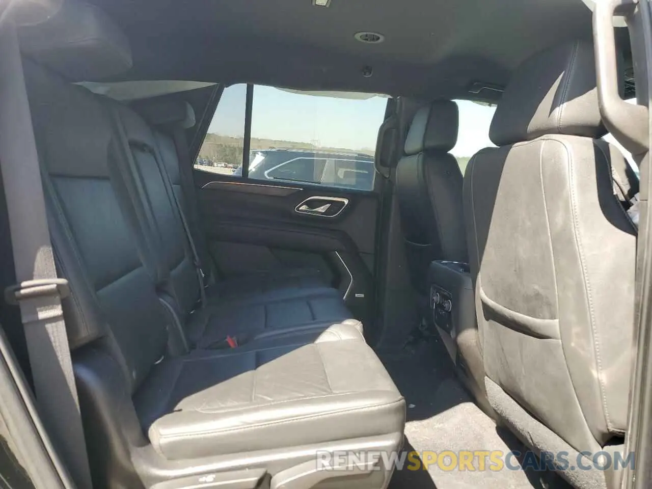 11 fotografías del automóvil dañado 1GNSCNKD0MR301731 CHEVROLET TAHOE 2021