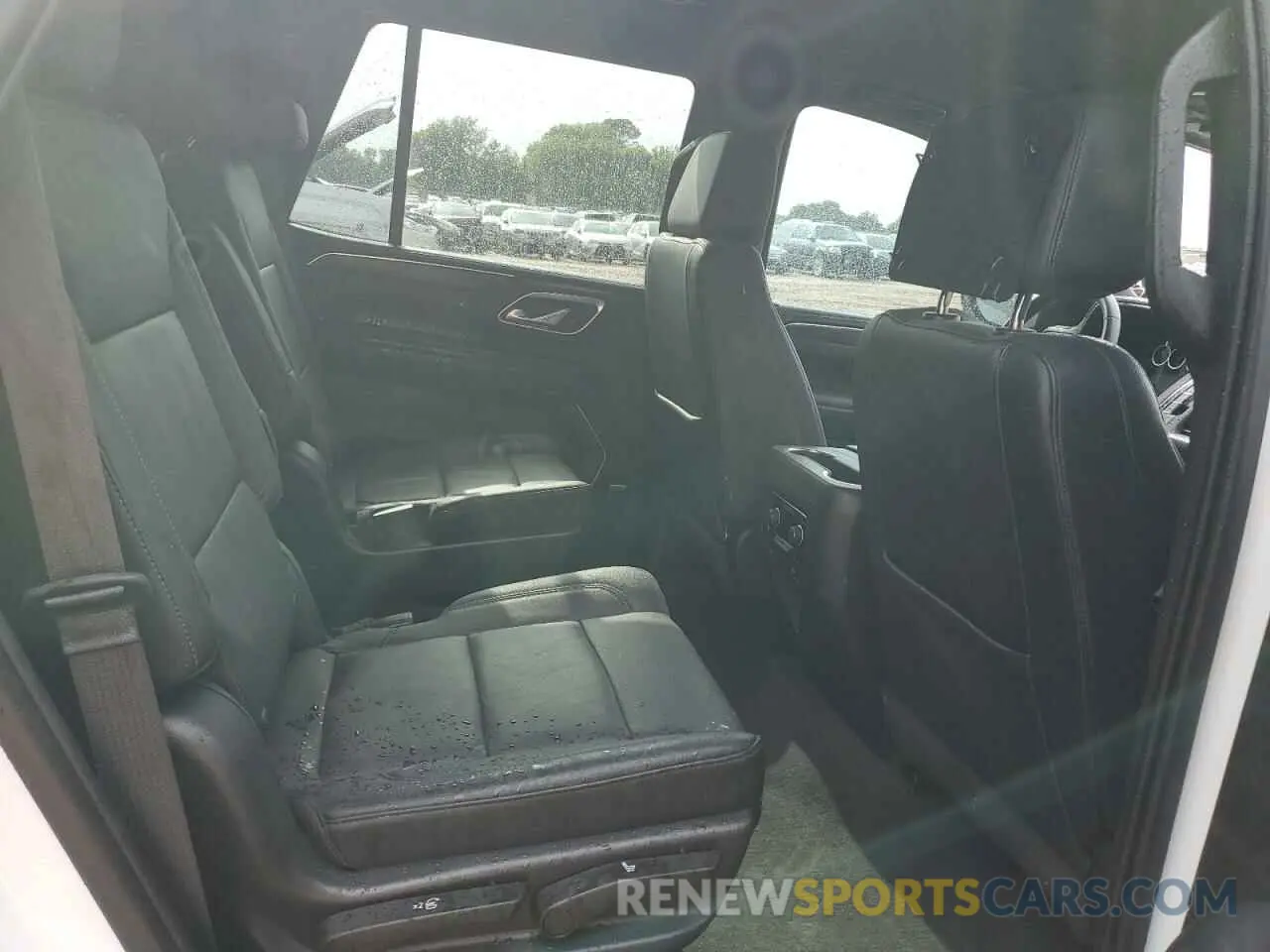 11 fotografías del automóvil dañado 1GNSCNKD0MR418886 CHEVROLET TAHOE 2021