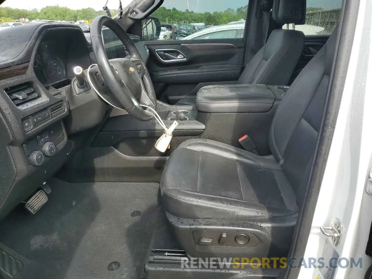 7 fotografías del automóvil dañado 1GNSCNKD0MR418886 CHEVROLET TAHOE 2021