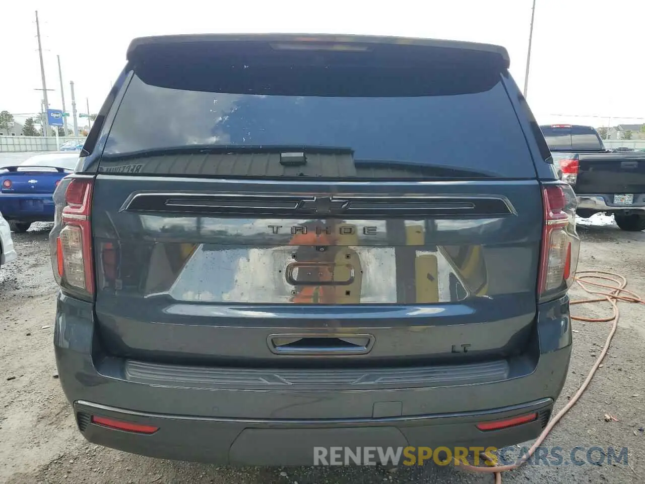 6 fotografías del automóvil dañado 1GNSCNKD5MR110516 CHEVROLET TAHOE 2021