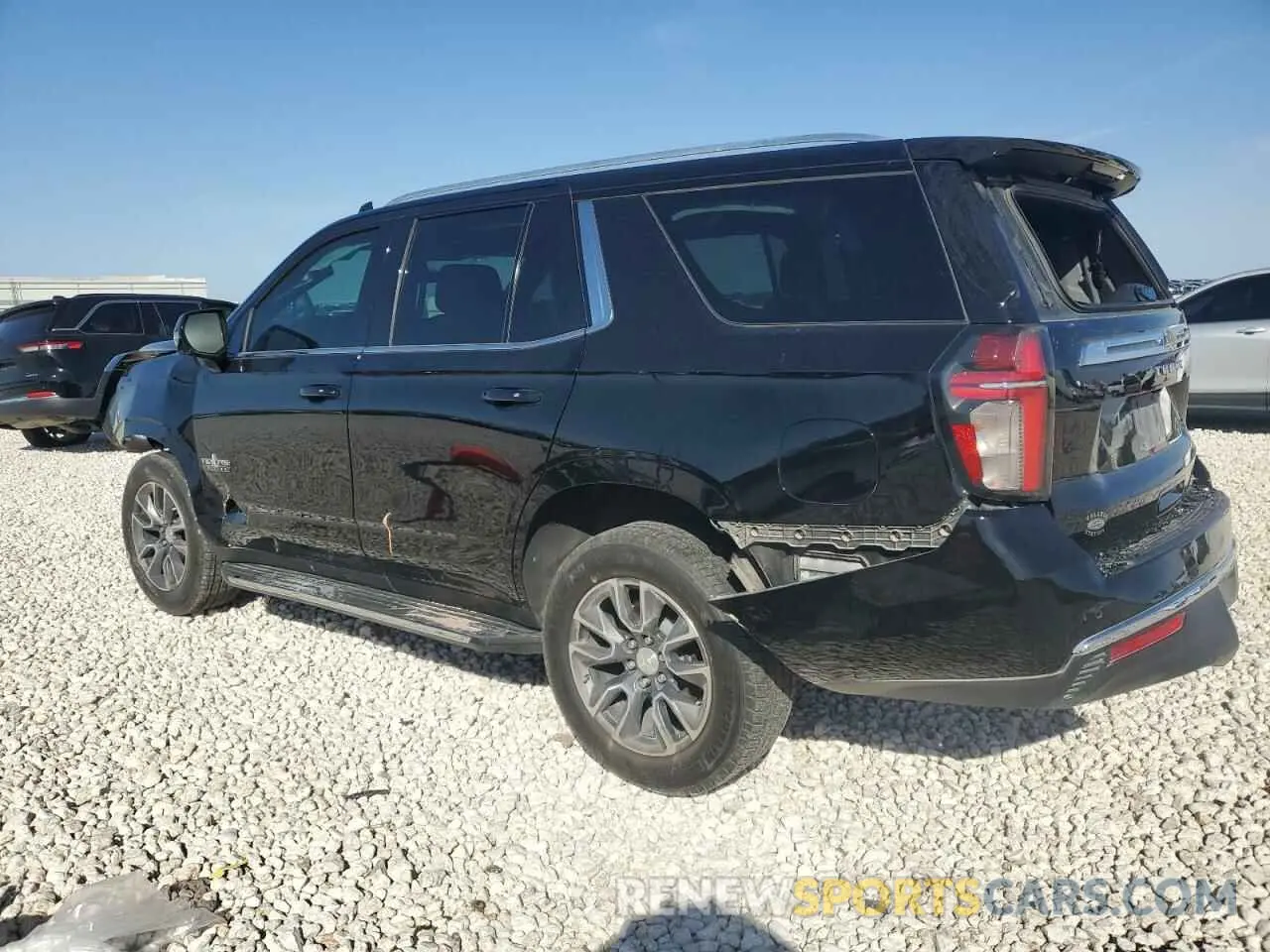2 fotografías del automóvil dañado 1GNSCNKD7MR136017 CHEVROLET TAHOE 2021