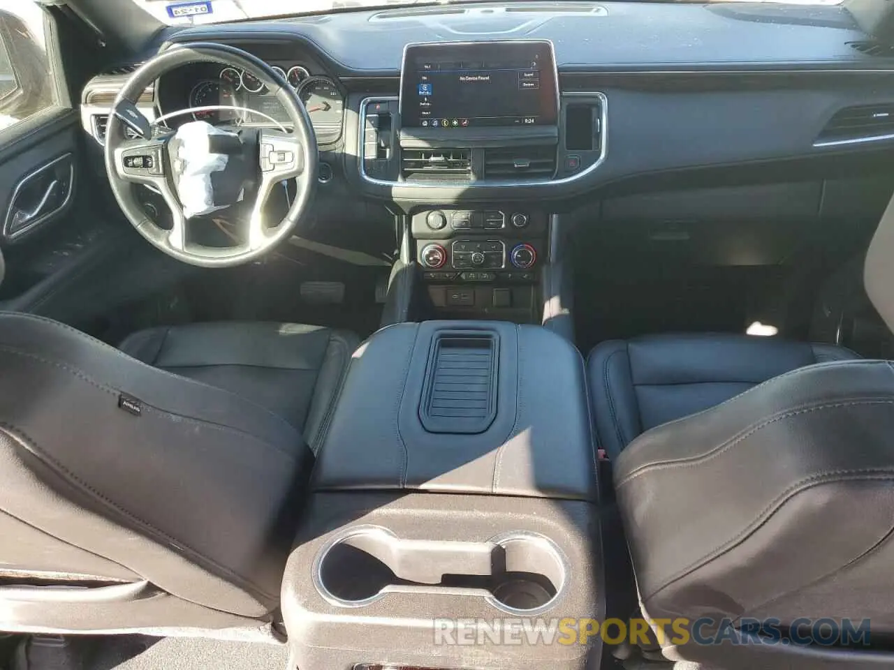 8 fotografías del automóvil dañado 1GNSCNKD7MR136017 CHEVROLET TAHOE 2021