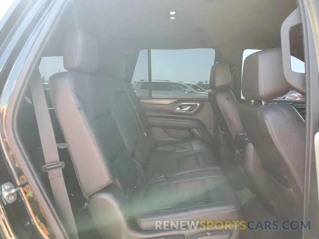 11 fotografías del automóvil dañado 1GNSCNKD8MR120313 CHEVROLET TAHOE 2021