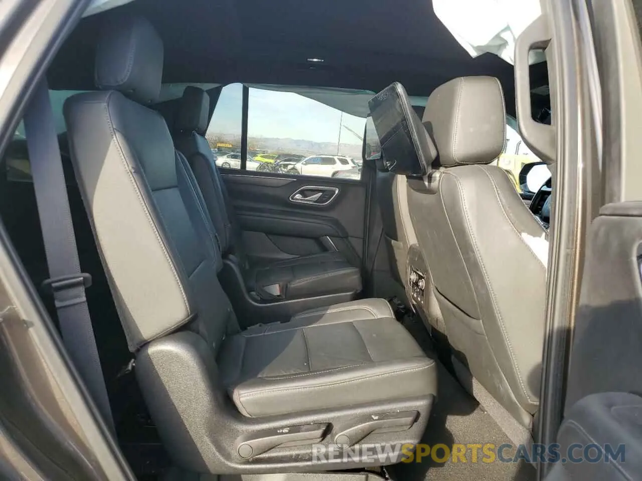 12 fotografías del automóvil dañado 1GNSCNKD8MR377195 CHEVROLET TAHOE 2021