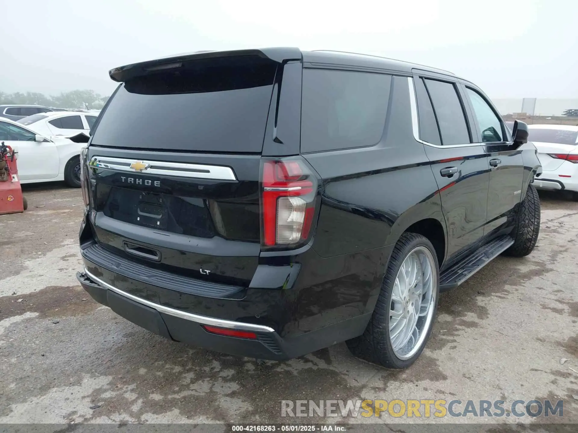 4 fotografías del automóvil dañado 1GNSCNKDXMR172381 CHEVROLET TAHOE 2021