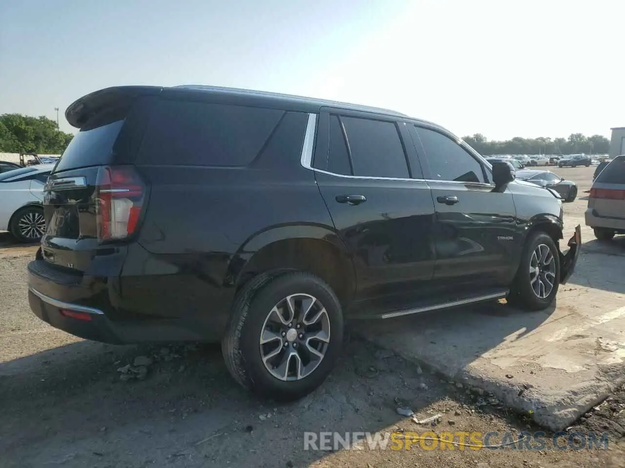 3 fotografías del automóvil dañado 1GNSCNKT0MR307343 CHEVROLET TAHOE 2021