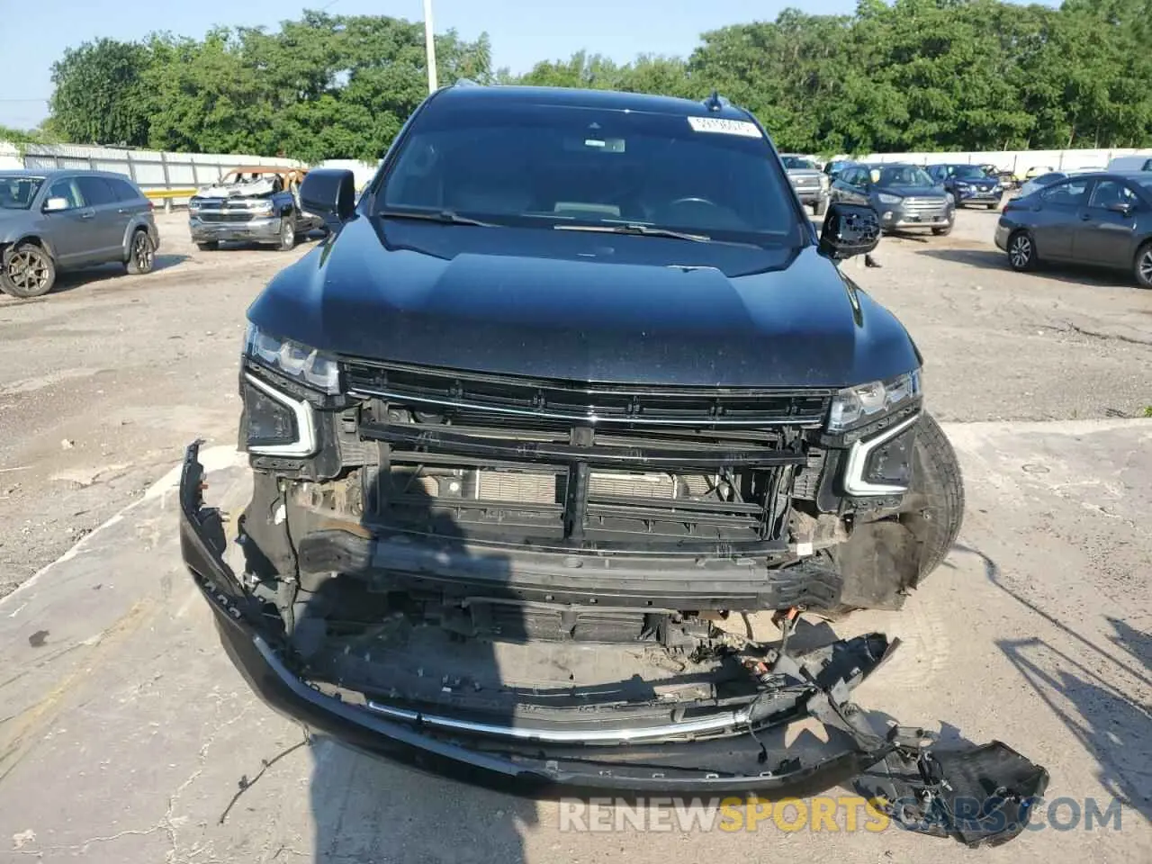 5 fotografías del automóvil dañado 1GNSCNKT0MR307343 CHEVROLET TAHOE 2021