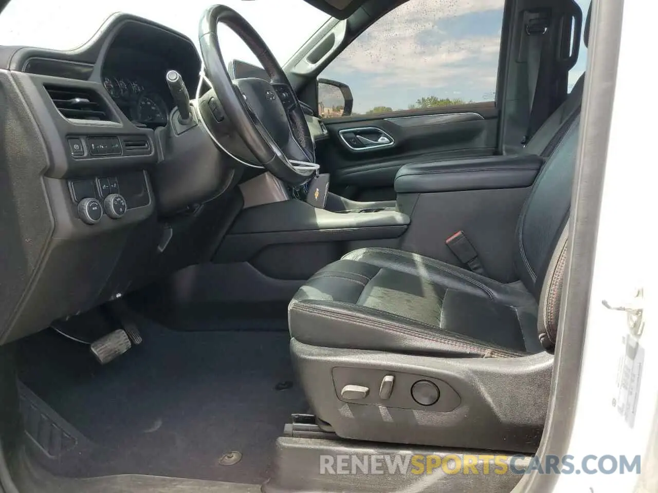 7 fotografías del automóvil dañado 1GNSCRKD9MR395972 CHEVROLET TAHOE 2021