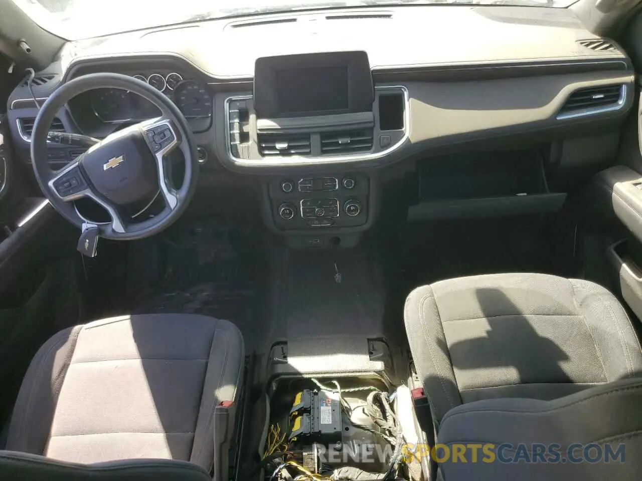 8 fotografías del automóvil dañado 1GNSKLED1MR273540 CHEVROLET TAHOE 2021