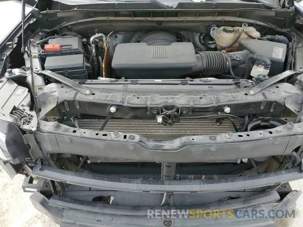 13 fotografías del automóvil dañado 1GNSKLED4MR375172 CHEVROLET TAHOE 2021