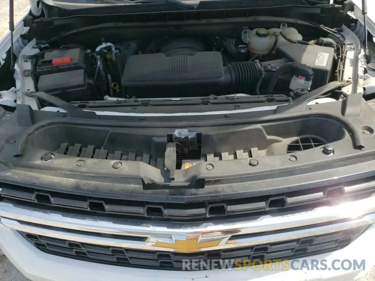 14 fotografías del automóvil dañado 1GNSKMKD0MR315982 CHEVROLET TAHOE 2021