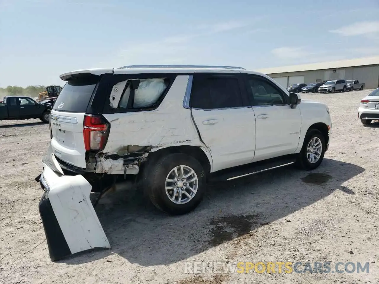 3 fotografías del automóvil dañado 1GNSKMKD0MR315982 CHEVROLET TAHOE 2021