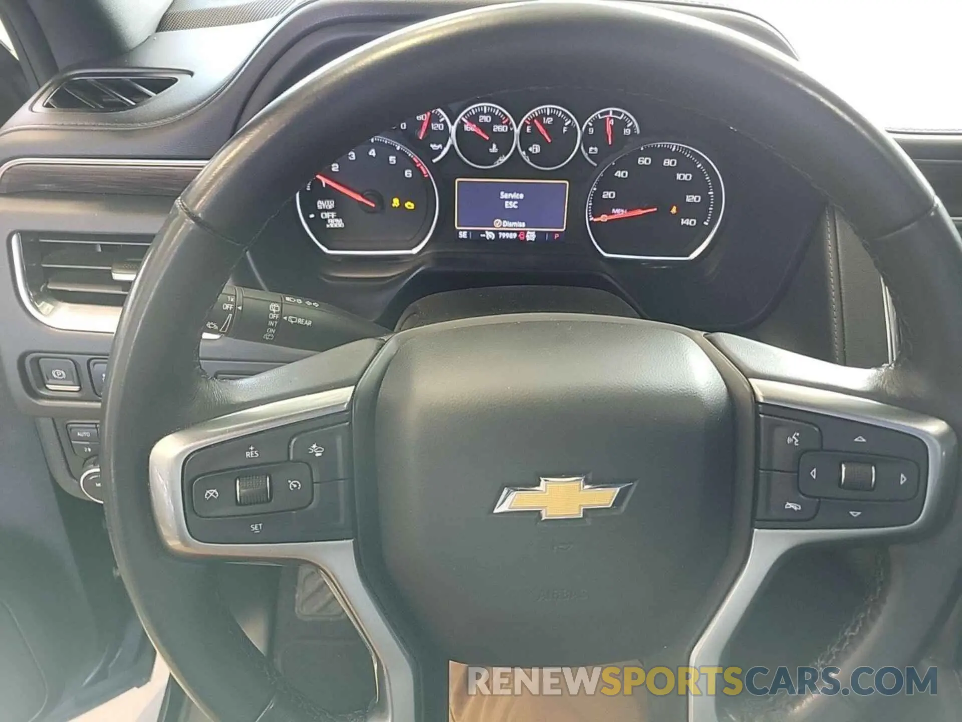 6 fotografías del automóvil dañado 1GNSKMKD9MR294419 CHEVROLET TAHOE 2021
