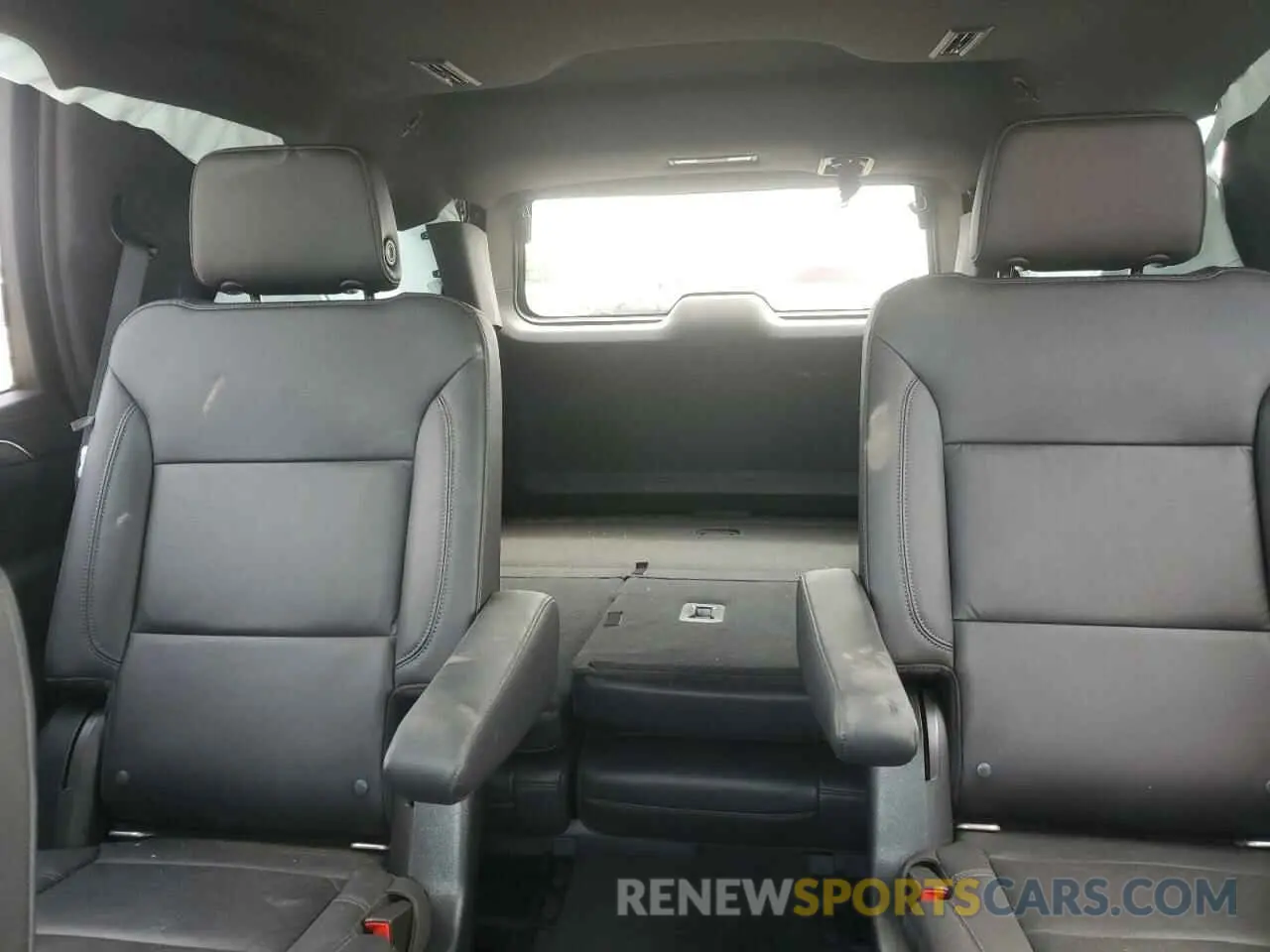 10 fotografías del automóvil dañado 1GNSKPKD1MR282573 CHEVROLET TAHOE 2021