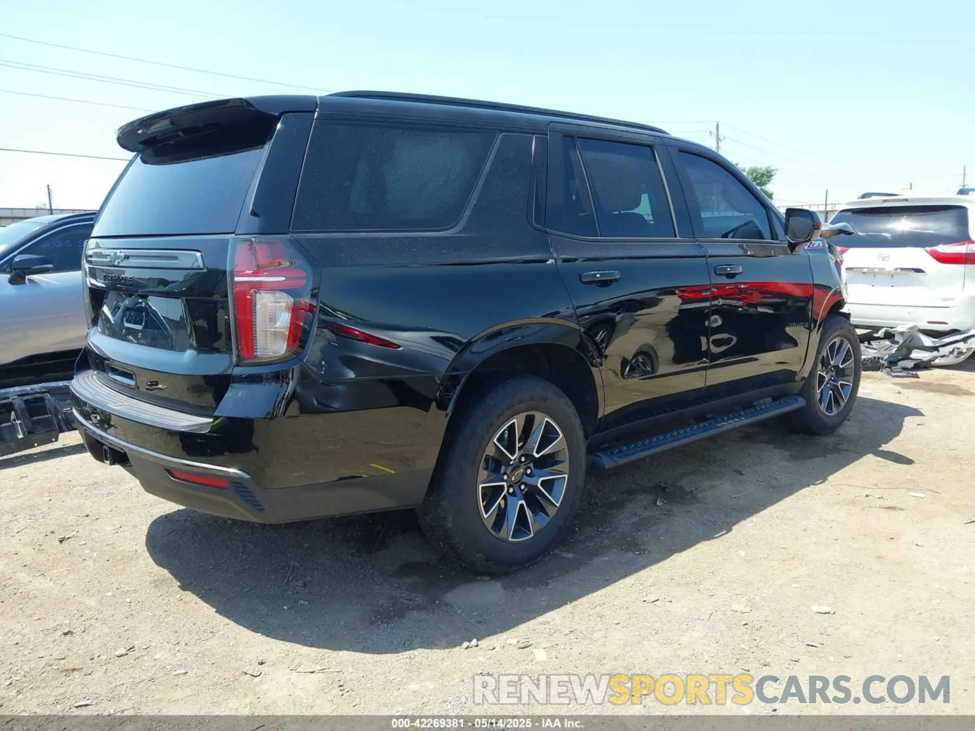 4 fotografías del automóvil dañado 1GNSKPKD1MR313689 CHEVROLET TAHOE 2021