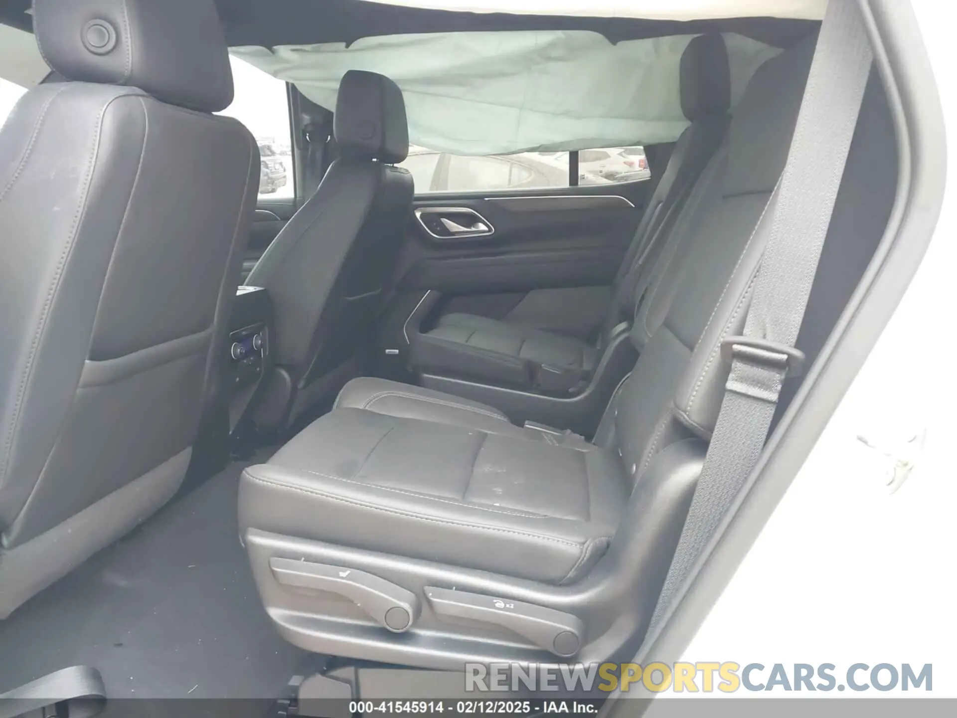8 fotografías del automóvil dañado 1GNSKPKD1MR420533 CHEVROLET TAHOE 2021
