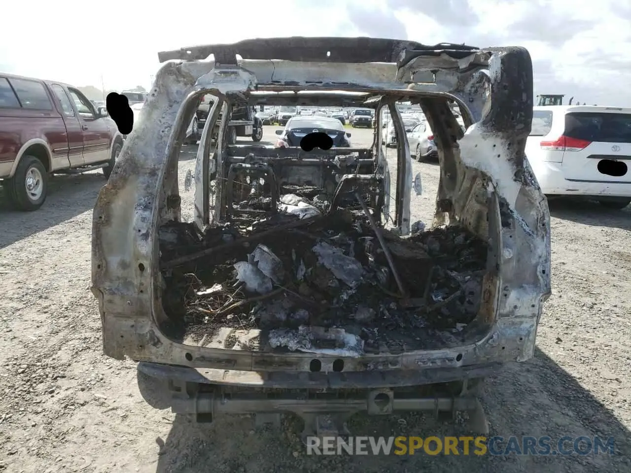 6 fotografías del automóvil dañado 1GNSKPKD2MR227503 CHEVROLET TAHOE 2021